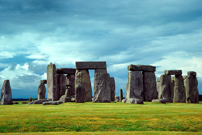 Stonehenge in Wiltshire, UK c. Wikimedia Commons